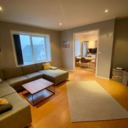 Nice And Central Apartment In Quiet Area Alesund Ngoại thất bức ảnh